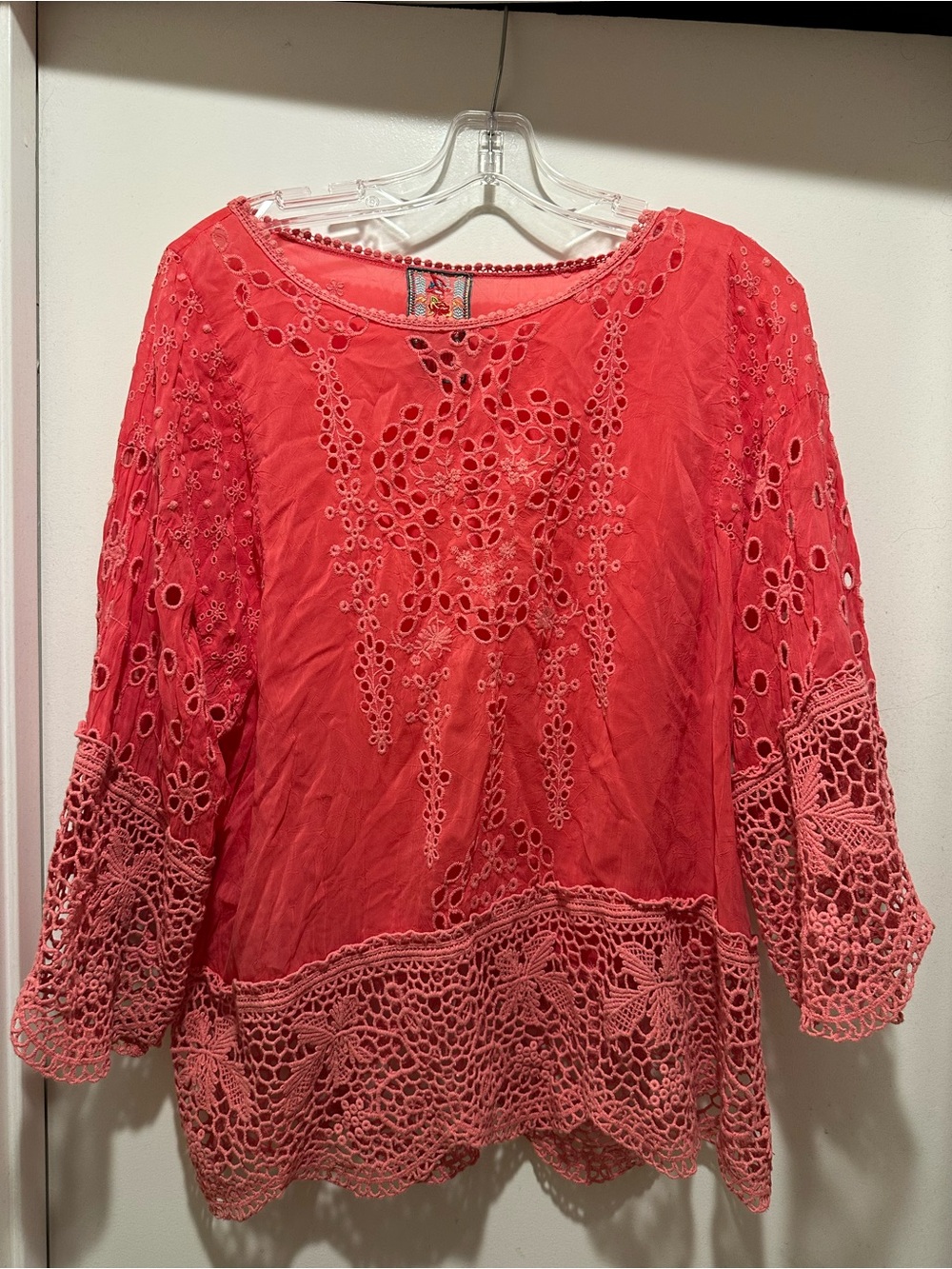 Johnny Was Coral Eyelet & Crochet Tunic Top Size Small